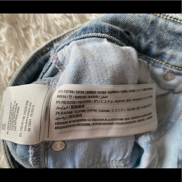 Abercrombie 'Simone' High Rise Ankle Jean - Picture 5 of 10